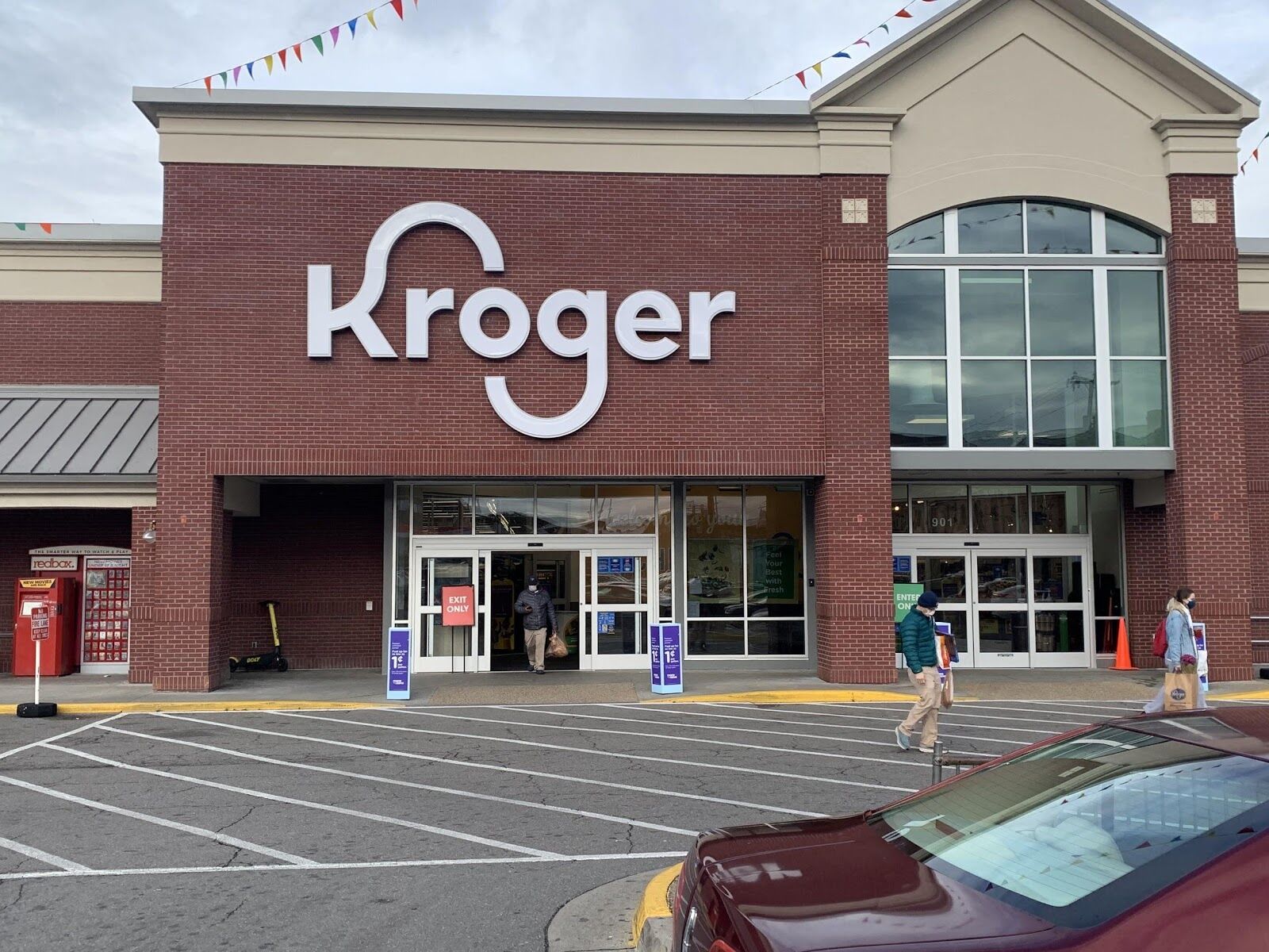 grocery storefront